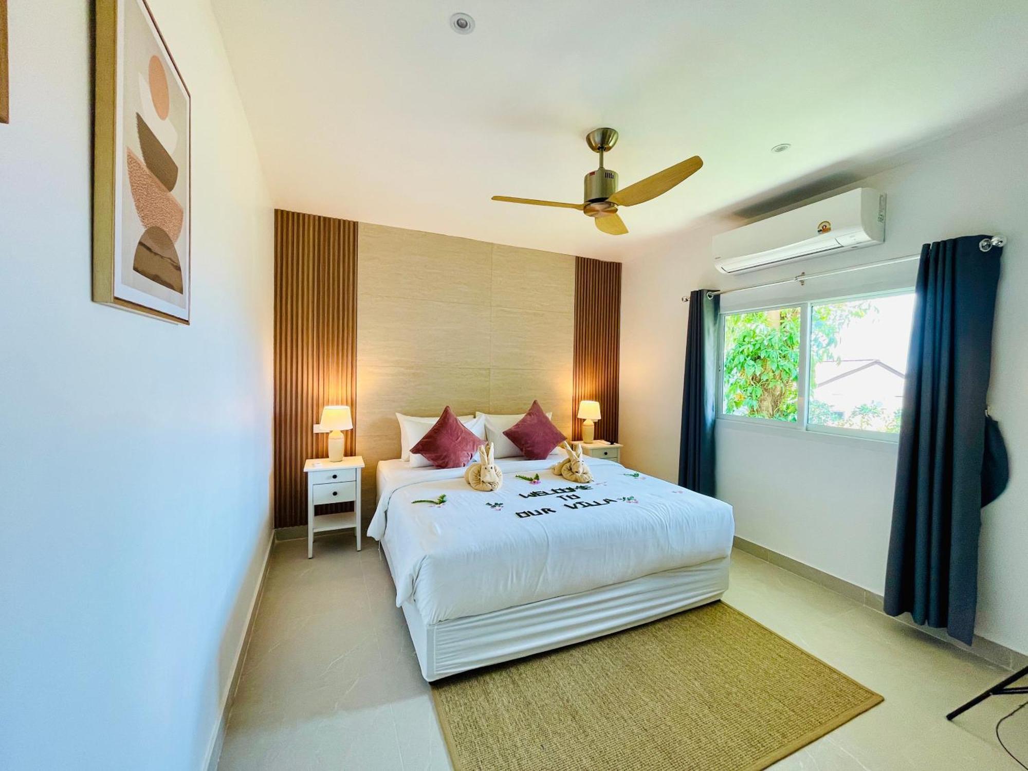 Baan Saint-Tropez Seaview Villas Kata Beach Praia de Kata Exterior foto