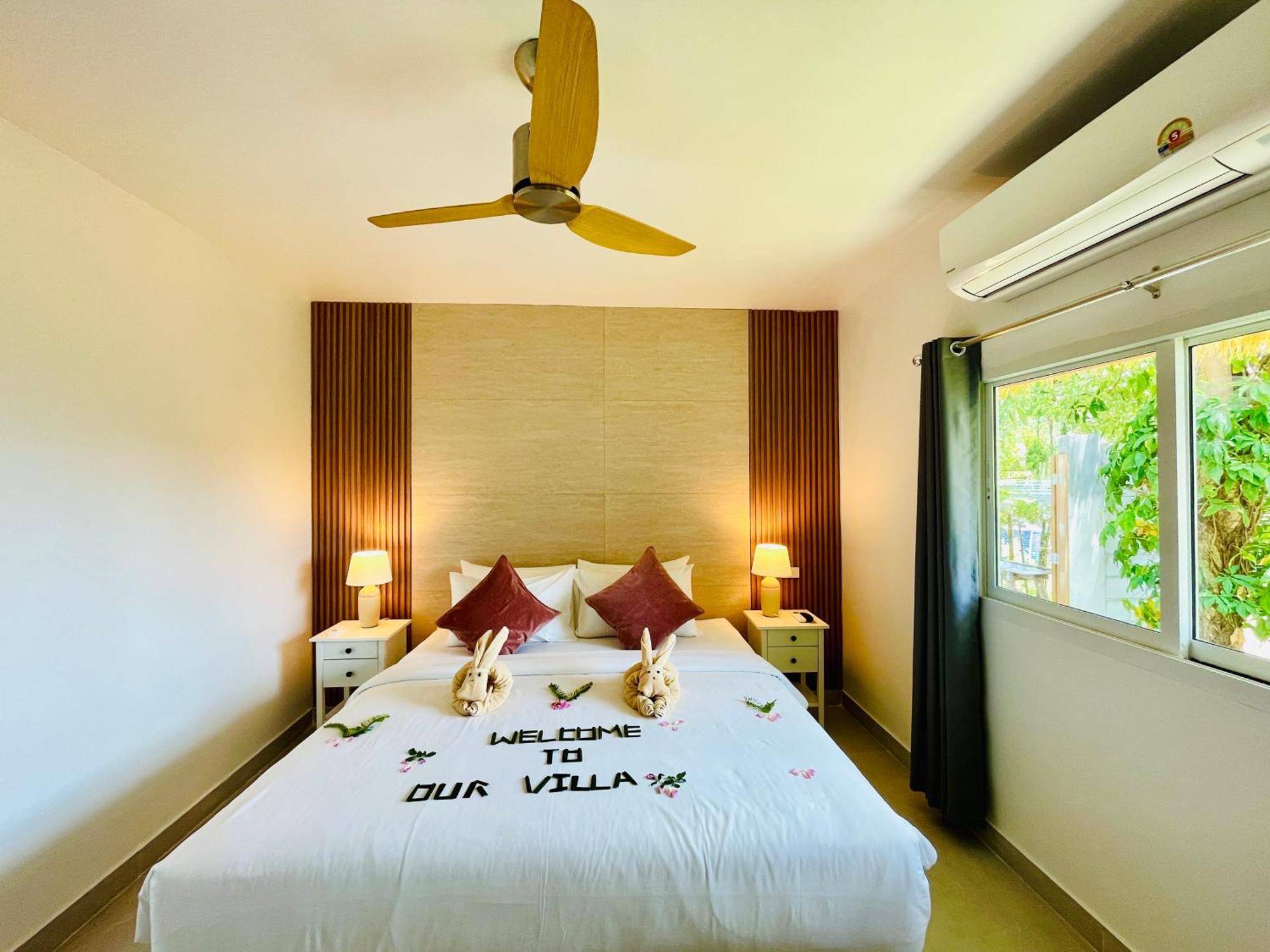 Baan Saint-Tropez Seaview Villas Kata Beach Praia de Kata Exterior foto