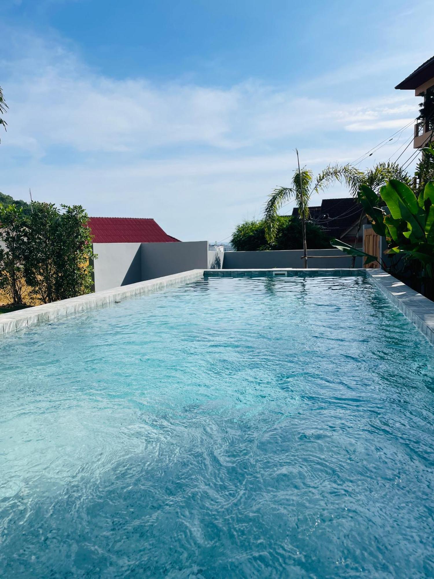 Baan Saint-Tropez Seaview Villas Kata Beach Praia de Kata Exterior foto