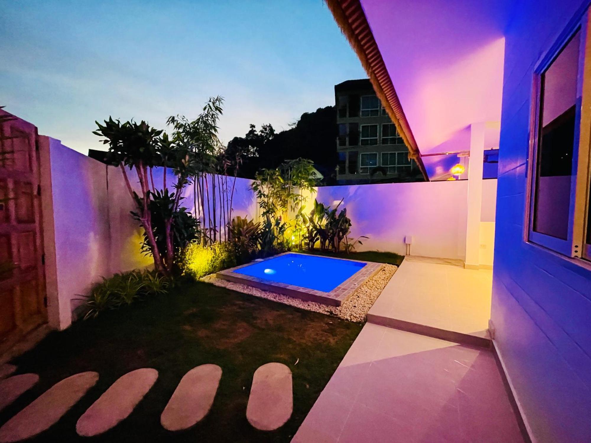 Baan Saint-Tropez Seaview Villas Kata Beach Praia de Kata Exterior foto