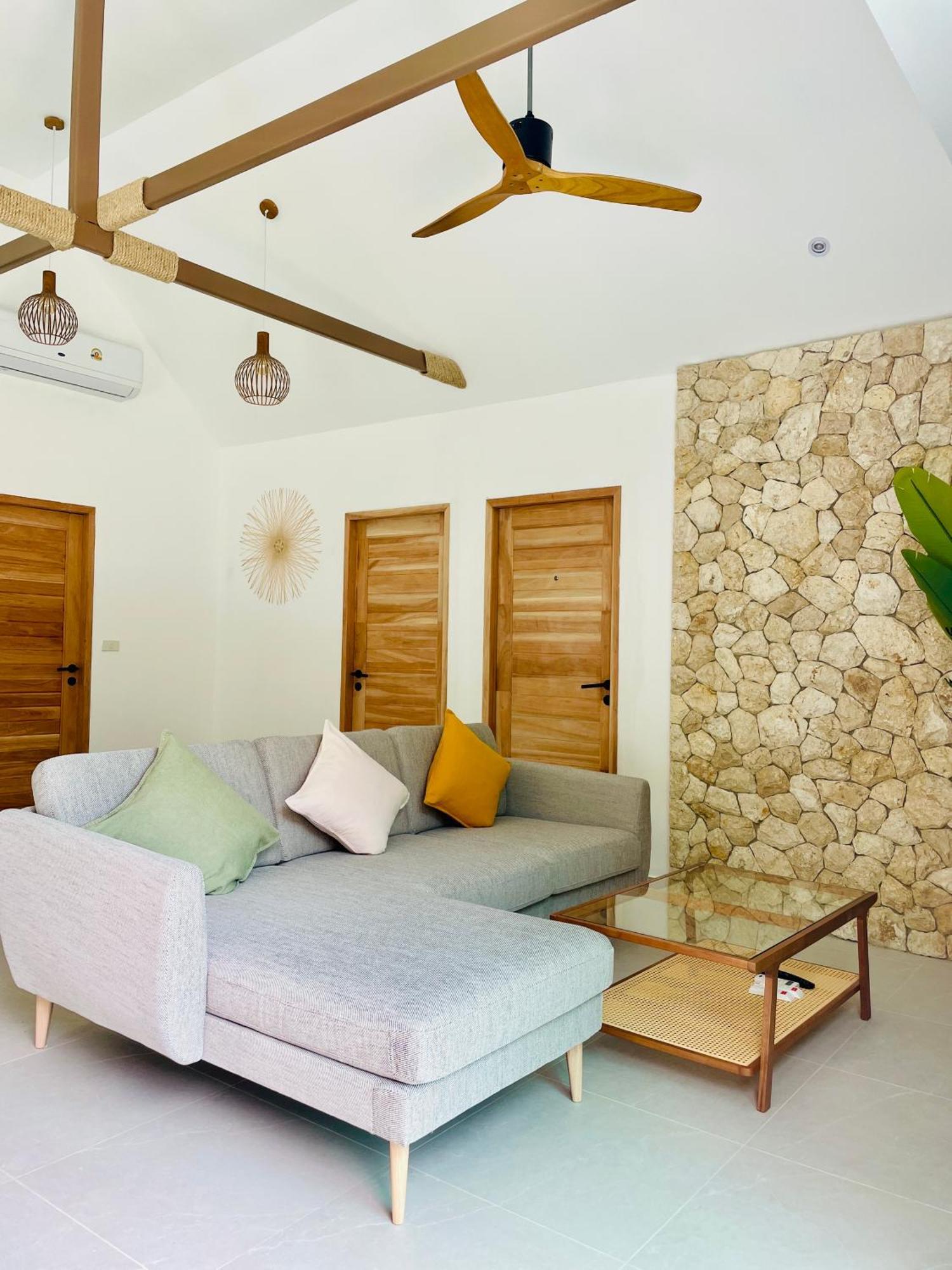 Baan Saint-Tropez Seaview Villas Kata Beach Praia de Kata Exterior foto