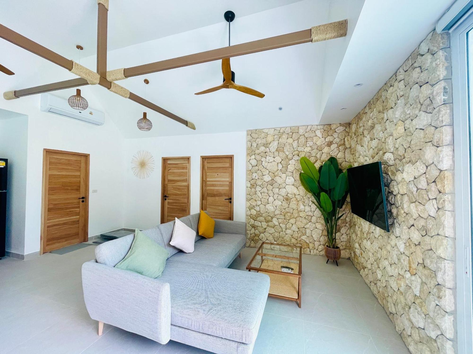Baan Saint-Tropez Seaview Villas Kata Beach Praia de Kata Exterior foto