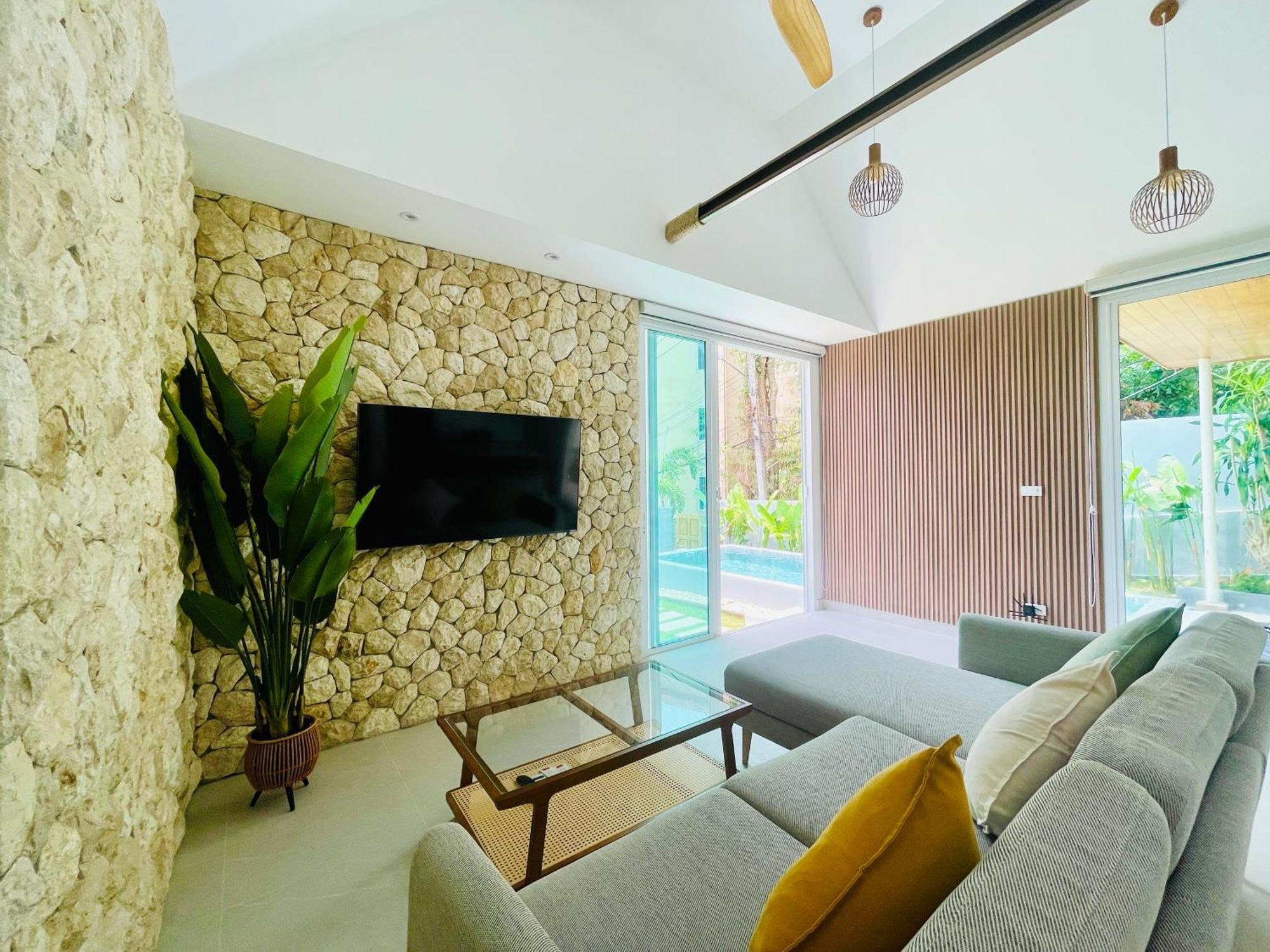 Baan Saint-Tropez Seaview Villas Kata Beach Praia de Kata Exterior foto